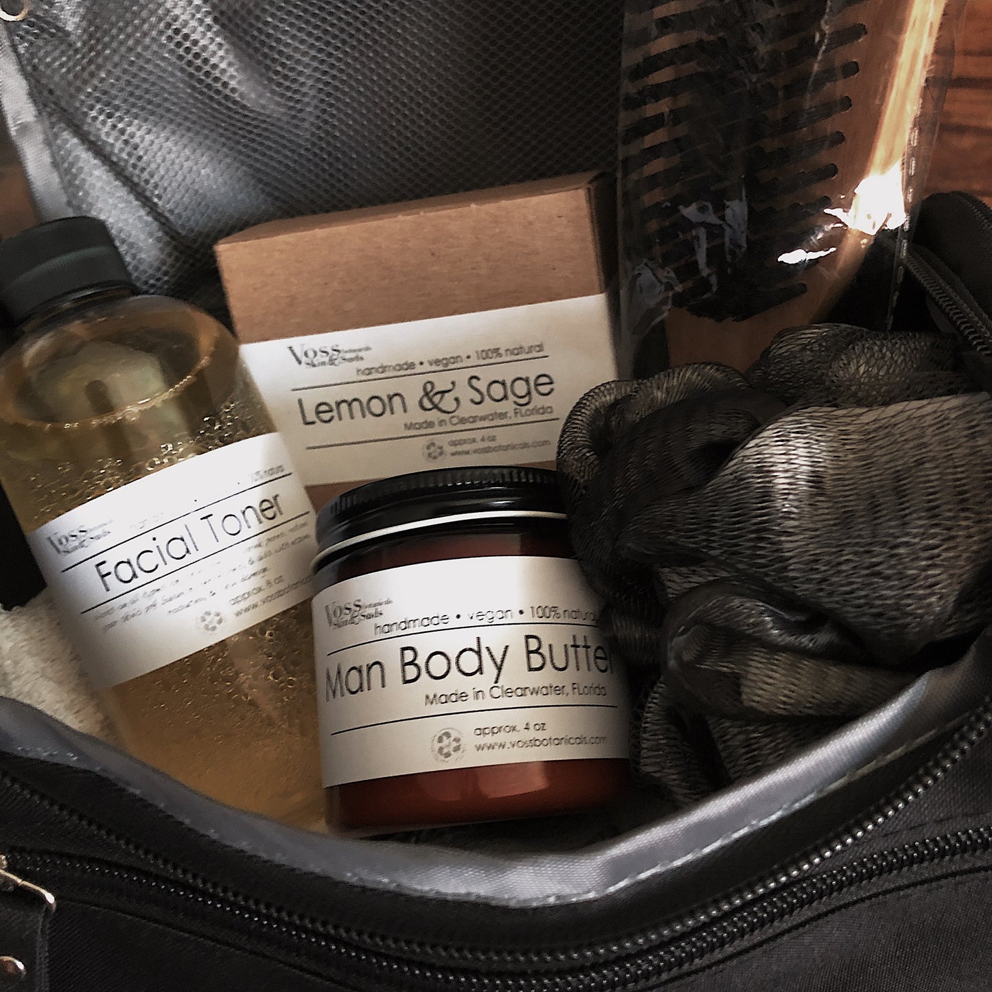 Men's Travel Bag with Grooming Supplies