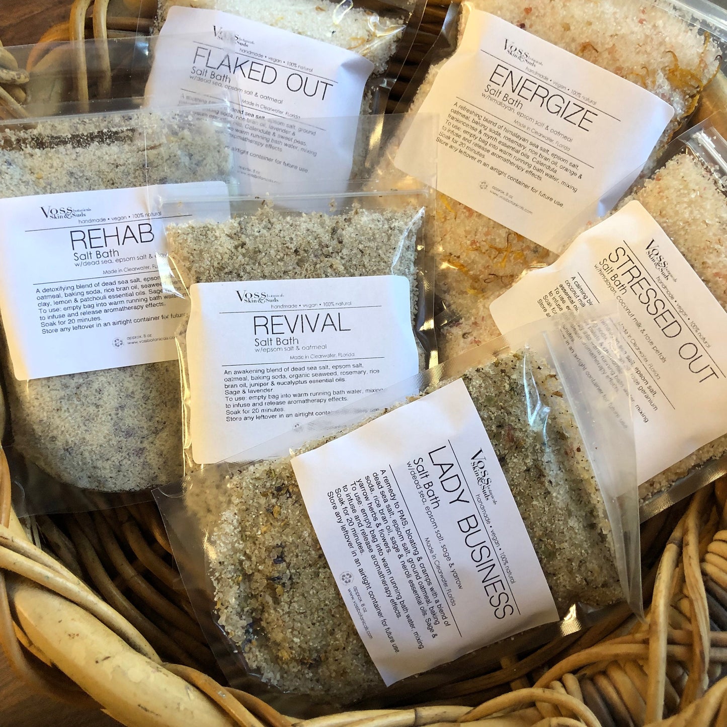 PRODUCT FOOTPRINTS Natural ingredients Phthalate, Sulfate, Petroleum & Paraben Free Vegan Free of Synthetic Fragrances Free of Synthetic Dyes GMO & Gluten-free Non Toxic Handmade Sustainable Innovation Made in the USA Cruelty Free Zero Waste Low Carbon Footprint eco friendly Holiday care package gift box gift for her relaxation gift self care box self care gift box spa gift box spa gift set thank you gift box birthday gift new mom gift relaxing bath set spa gift set spa kit