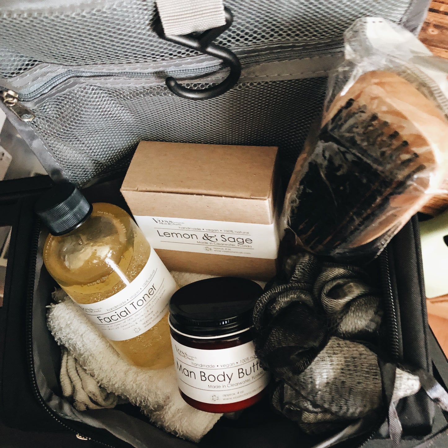Men's Travel Bag with Grooming Supplies